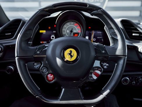 Used 2017 Ferrari 488 GTB image 55