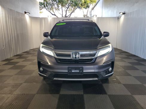Used 2020 Honda Pilot Touring image 2