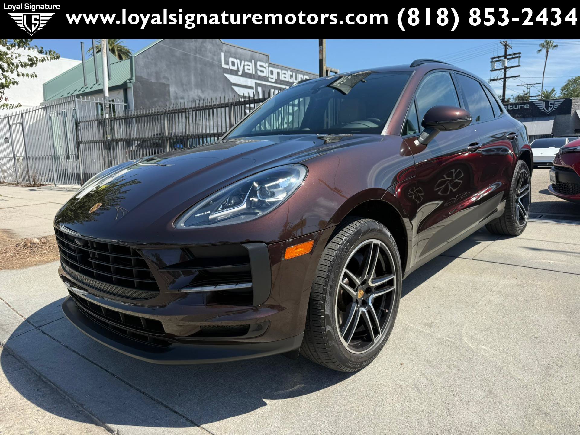 Used 2021 Porsche Macan AWD/4WD image 3