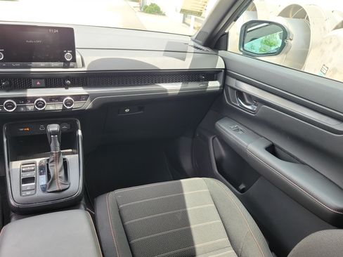 Used 2025 Honda CR-V Sport image 22