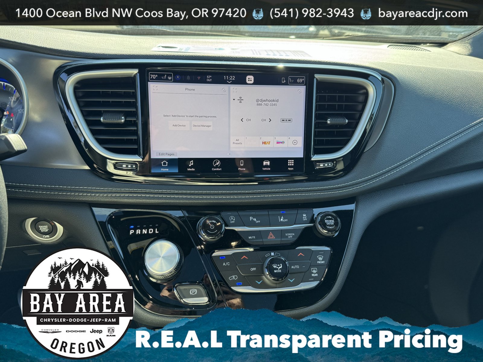 New 2026 Chrysler Pacifica Select AWD/4WD image 26
