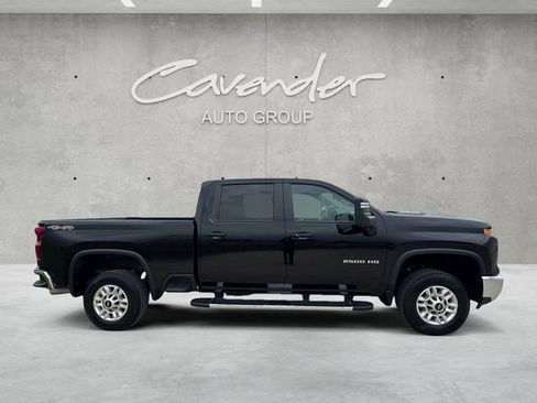 Used 2024 Chevrolet Silverado 2500 LT image 17