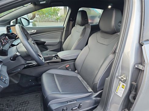 Used 2023 Volkswagen ID.4 Pro S image 13