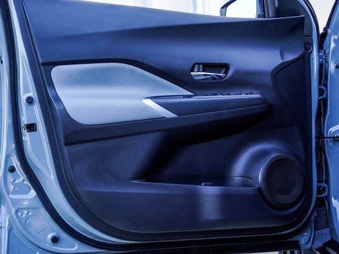 Used 2024 Nissan Kicks SR w/ SR Premium Package image 17