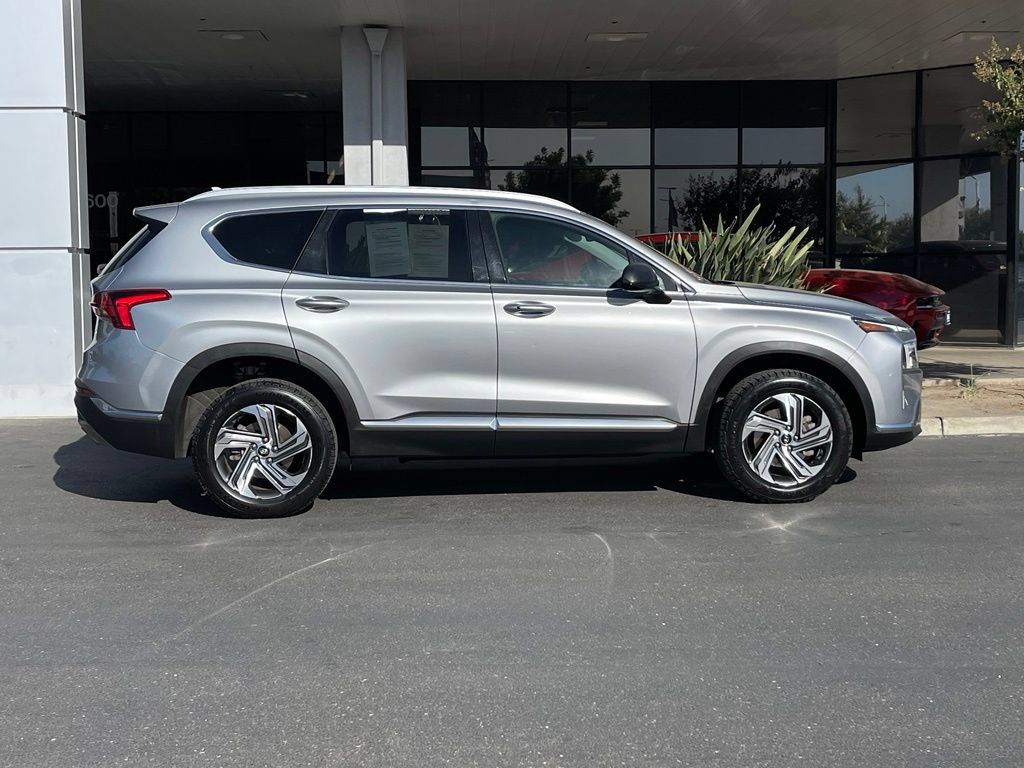 Used 2022 Hyundai Santa Fe SEL w/ Cargo Package AWD/4WD image 3