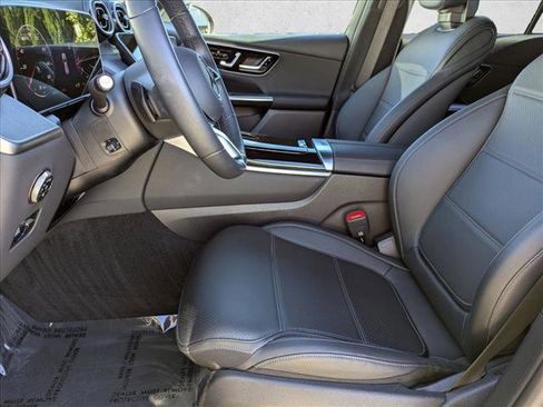 Certified 2025 Mercedes-Benz GLC 300 image 19