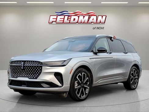 Used 2024 Lincoln Nautilus Reserve w/ Equipment Group 202A AWD/4WD image 1