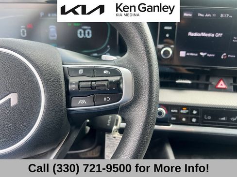 Certified 2023 Kia Sportage LX AWD/4WD image 32