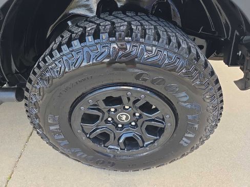 Used 2022 Ford Bronco Wildtrak AWD/4WD image 18