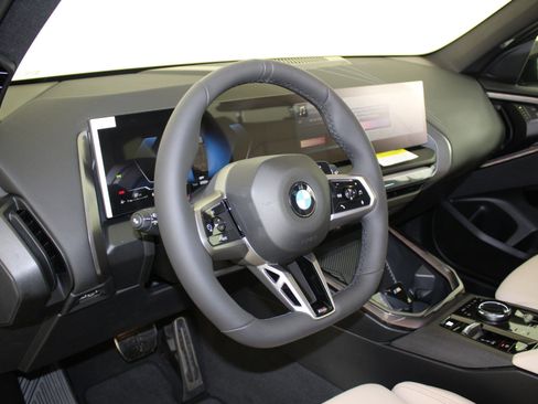 New 2026 BMW X3 xDrive30 w/ M Sport Package image 4