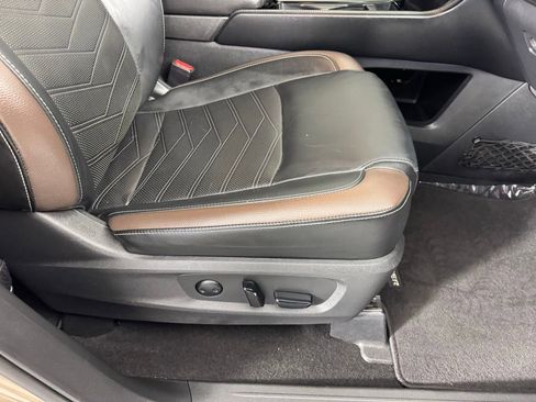 Used 2023 Nissan Pathfinder Platinum w/ Cargo Package image 36