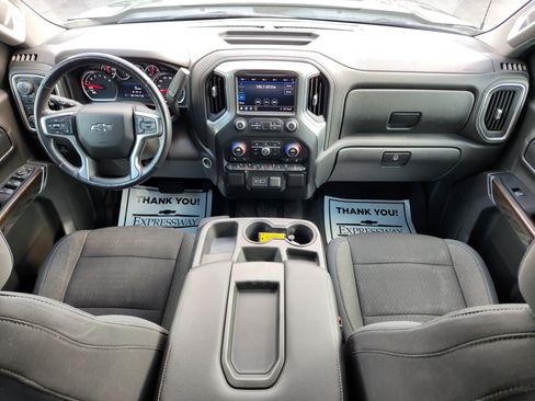 Used 2019 Chevrolet Silverado 1500 LT Trail Boss w/ Convenience Package AWD/4WD image 16