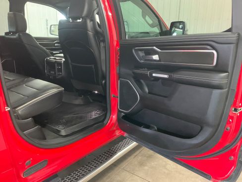 Used 2023 RAM 1500 Laramie AWD/4WD image 23