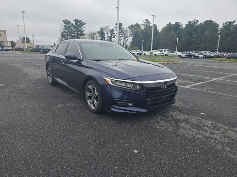 Used 2019 Honda Accord EX image 2