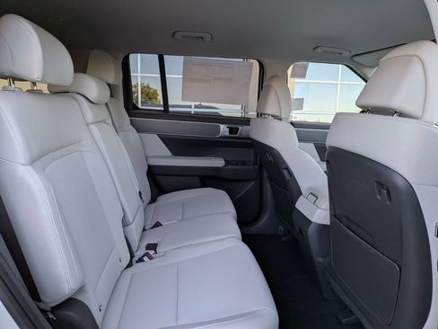 New 2026 Hyundai Santa Fe SE image 29