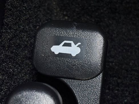 Used 2024 Kia Forte LXS w/ LXS Technology Package image 10