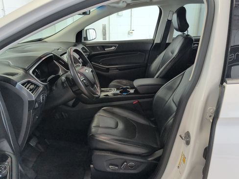 Used 2017 Ford Edge Titanium w/ Equipment Group 302A AWD/4WD image 9