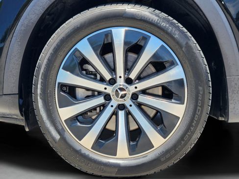 Used 2023 Mercedes-Benz GLB 250 4MATIC image 29