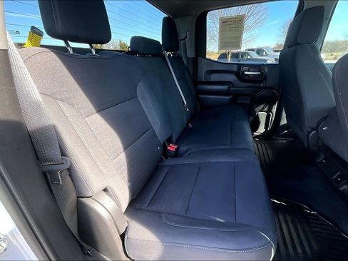 Used 2022 Chevrolet Silverado 1500 Custom image 24