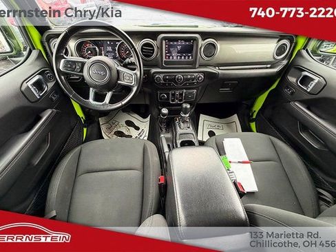 Used 2021 Jeep Wrangler Unlimited Sahara AWD/4WD image 12