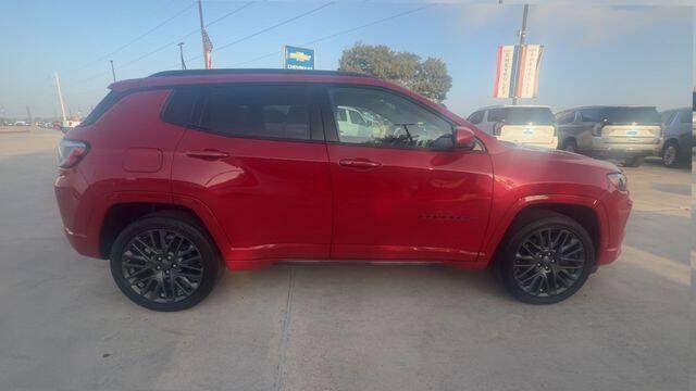 Used 2023 Jeep Compass Limited AWD/4WD image 9