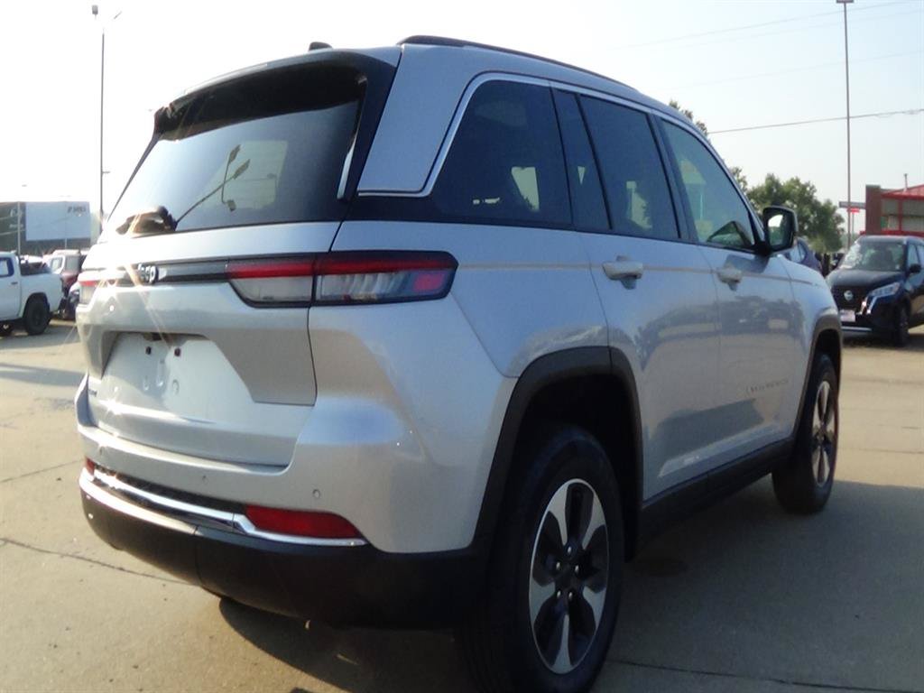 Certified 2023 Jeep Grand Cherokee 4WD 4xe image 6