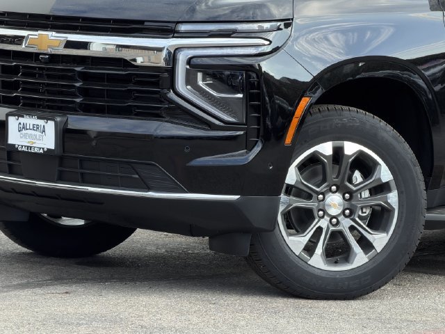 New 2026 Chevrolet Suburban LS RWD image 7