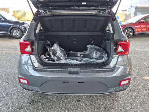 New 2026 Hyundai Venue SEL FWD image 31