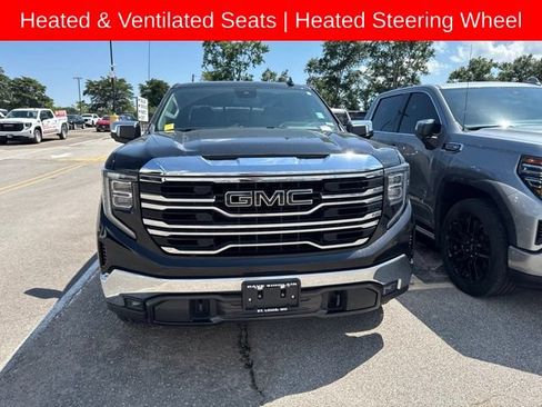 Used 2023 GMC Sierra 1500 SLT w/ SLT Premium Package AWD/4WD image 4