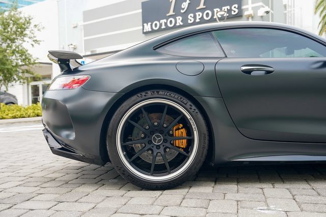 Used 2018 Mercedes-Benz AMG GT R image 31