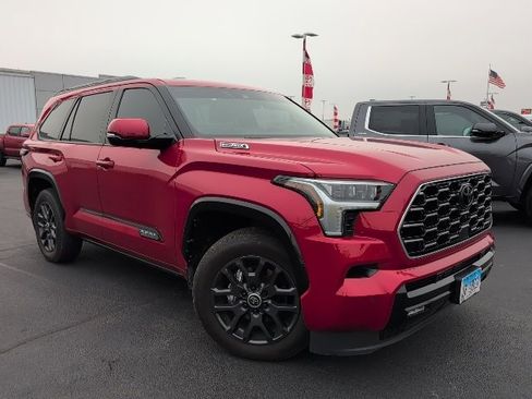 Used 2024 Toyota Sequoia Platinum image 2