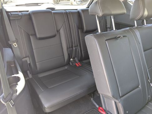 Used 2023 Volkswagen Atlas SE AWD/4WD image 28