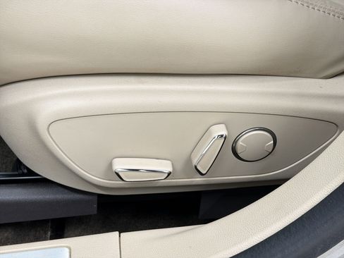 Used 2016 Lincoln MKZ AWD w/ Equipment Group 300A Reserve image 14