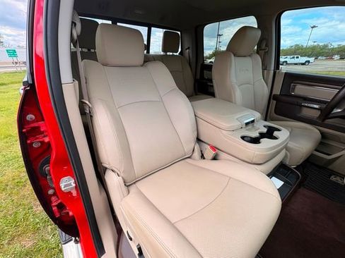 Used 2016 RAM 2500 Laramie w/ Convenience Group AWD/4WD image 31