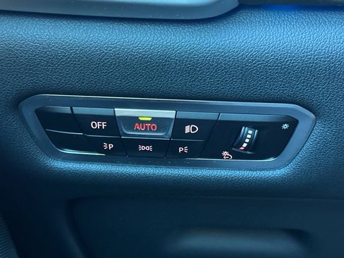 Used 2022 BMW X5 xDrive45e w/ M Sport Package image 36