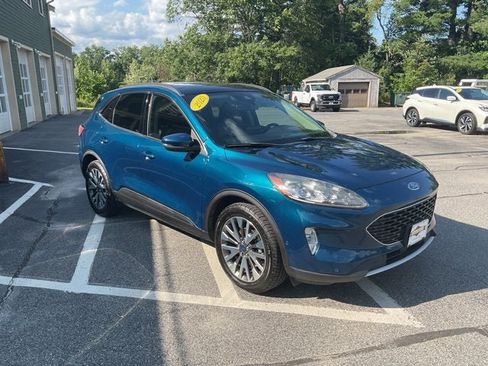 Used 2020 Ford Escape Titanium w/ Titanium Premium Package 2.0 AWD/4WD image 5