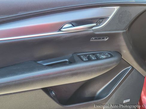 Used 2019 Cadillac XT5 Luxury FWD image 15