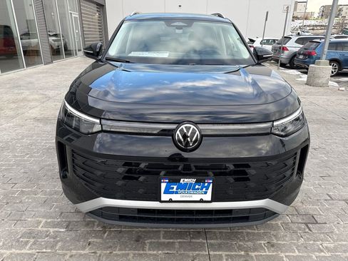 New 2026 Volkswagen Tiguan SE image 9