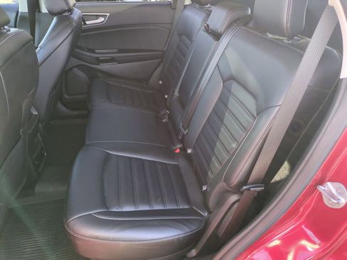 Used 2023 Ford Edge SEL w/ Convenience Package image 17