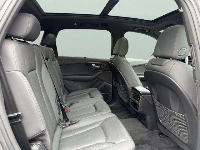 Used 2021 Audi Q7 3.0T Premium Plus w/ Executive Package AWD/4WD image 28
