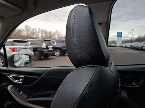 Used 2023 Subaru Forester Limited w/ Popular Package #2 image 17