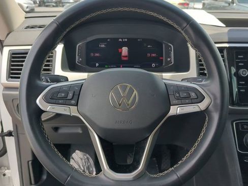 Certified 2023 Volkswagen Atlas SE w/ Panoramic Sunroof Package FWD image 32