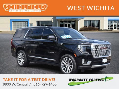 Used 2021 GMC Yukon Denali w/ Denali Ultimate Package AWD/4WD image 1