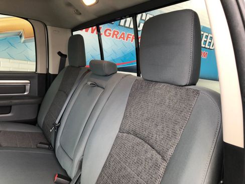 Used 2016 RAM 1500 Big Horn image 10