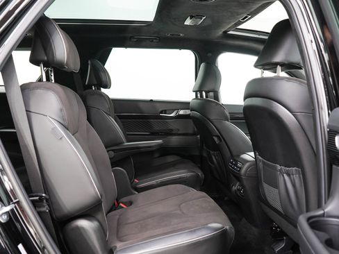 Used 2025 Hyundai Palisade Calligraphy AWD/4WD image 14
