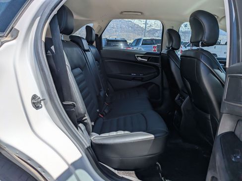 Used 2017 Ford Edge SEL w/ Equipment Group 201A AWD/4WD image 30