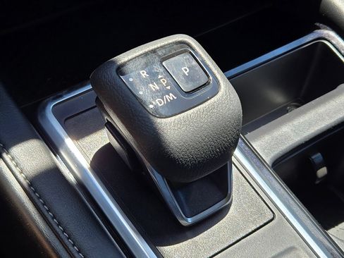 Used 2024 Nissan Pathfinder SV FWD image 29