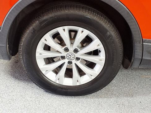 Used 2019 Volkswagen Tiguan S w/ Driver Assistance Package FWD image 6