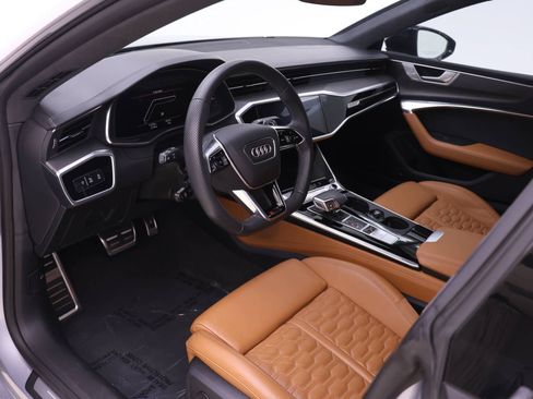 Certified 2024 Audi RS 7 Performance AWD/4WD image 6