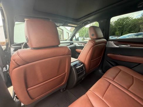New 2026 Cadillac XT5 Premium Luxury w/ Driver Assist Package AWD/4WD image 16